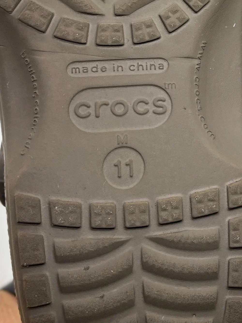 Crocs Classic Clogs Espresso Brown Men’s Size 11 Lightweight Comfort Shoes